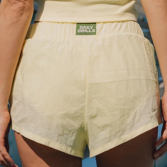 Daily Drills Super Bounce Cotton Yellow Shorts - Picture 2 of 8